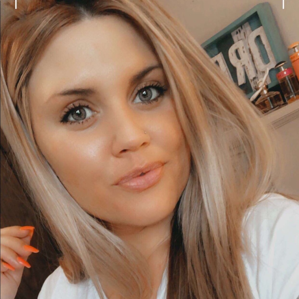 Meet your Posher, Jenna